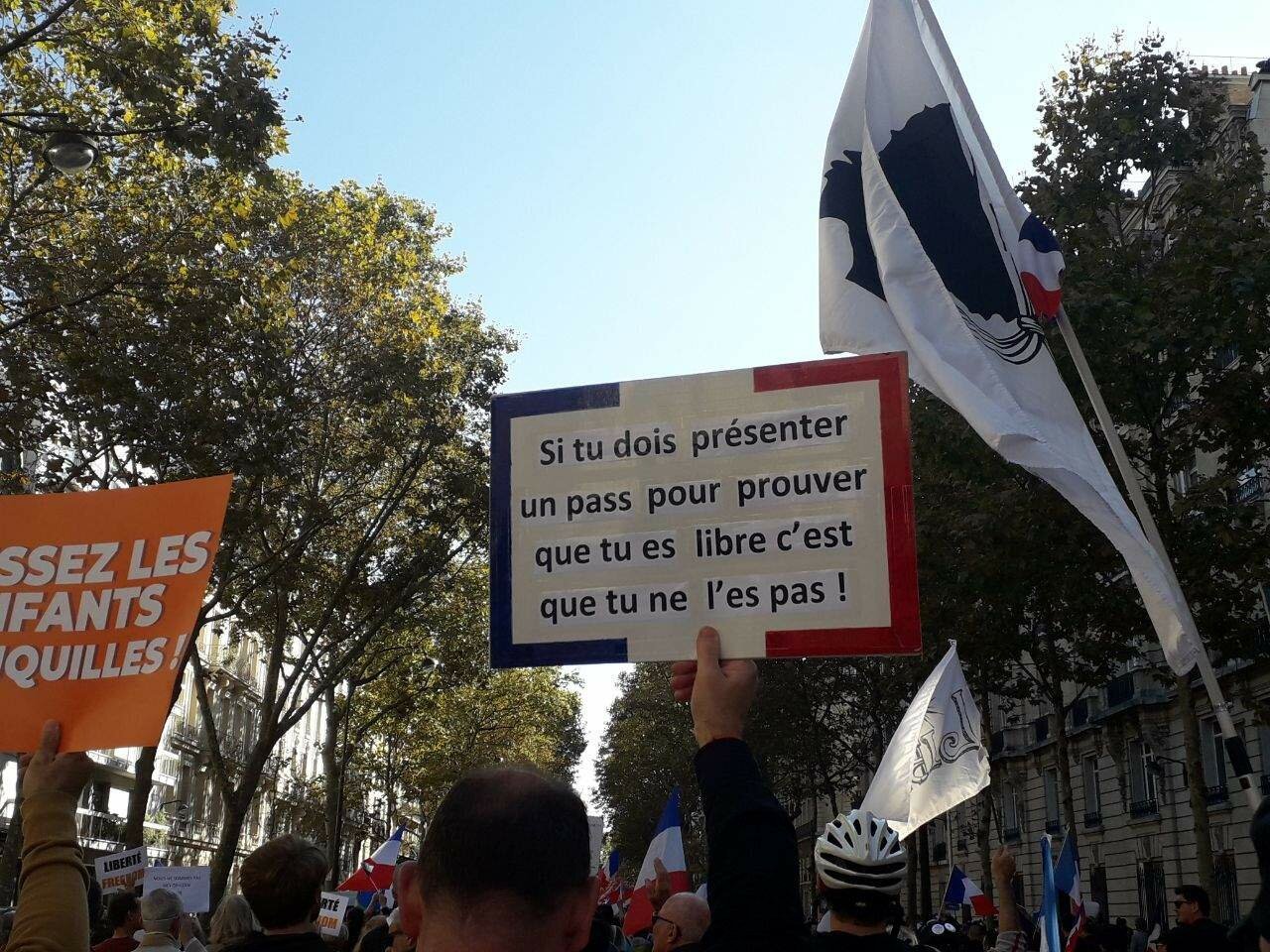 Parmi les revendications principales, la lutte contre le pass sanitaire...